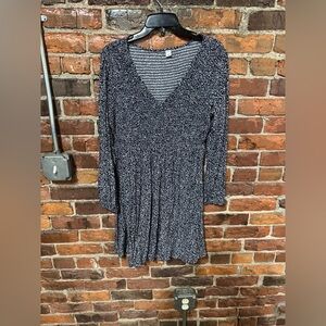 V-Neck Long Sleeve Navy & White Smocked Mini Dress Size Extra Large